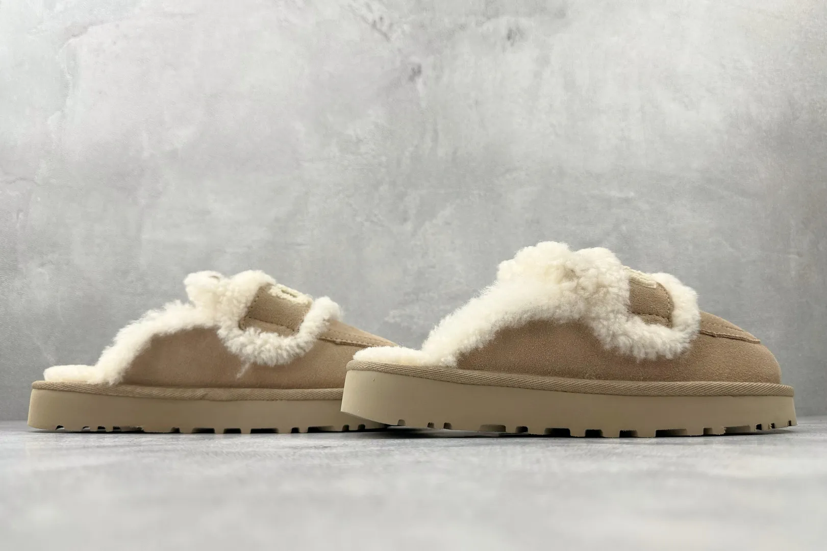 🐲💰 520 Terminal Store UGG W Classic Disquette Sand Color Item Number: 1115059-SNDB Size: 35 36 36.5 37.5 38 38.5 39 40